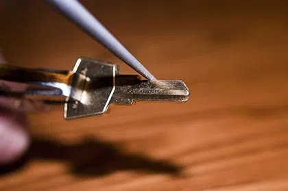 Byfield MA Locksmith Store Byfield, MA 978-893-0069 - broken-key-extraction